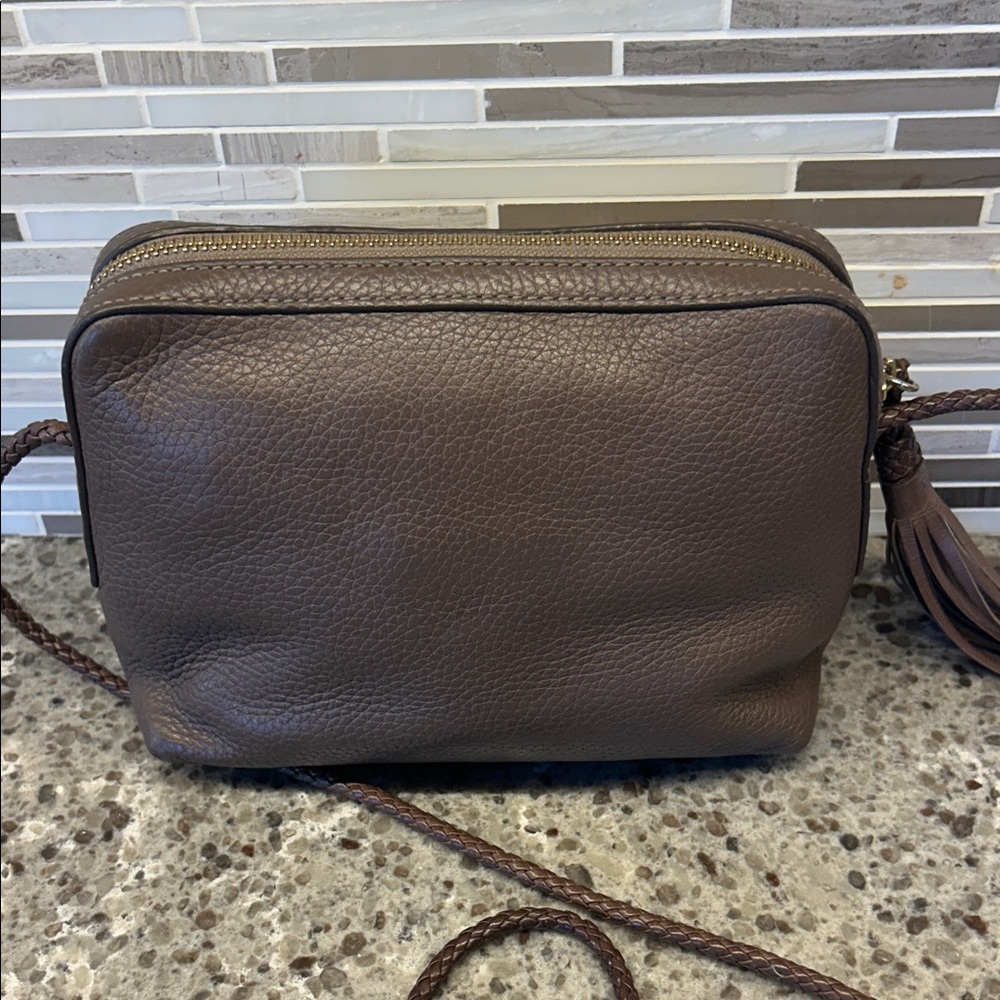 Tory Burch Taylor Camera Bag, Taupe Brown, Pebbled Leather - Picture 2 of 11